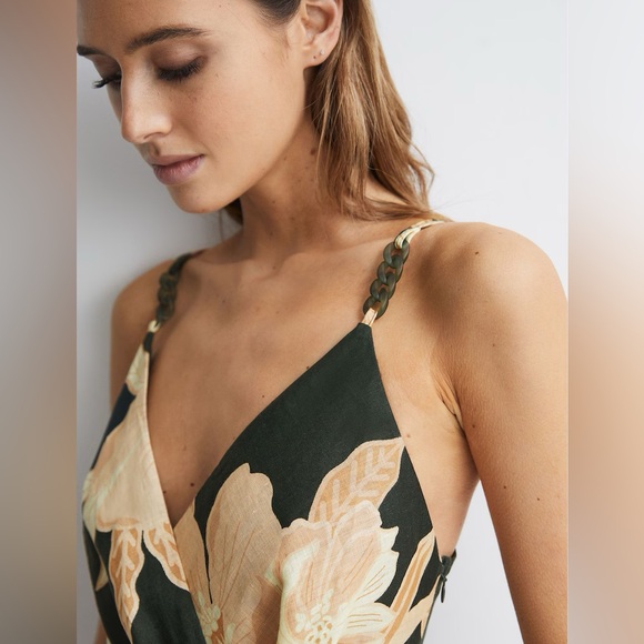 🛑SOLD🛑 REISS Alice Fitted Floral Print Midi Dress in Khaki Size 4 - Picture 2 of 12